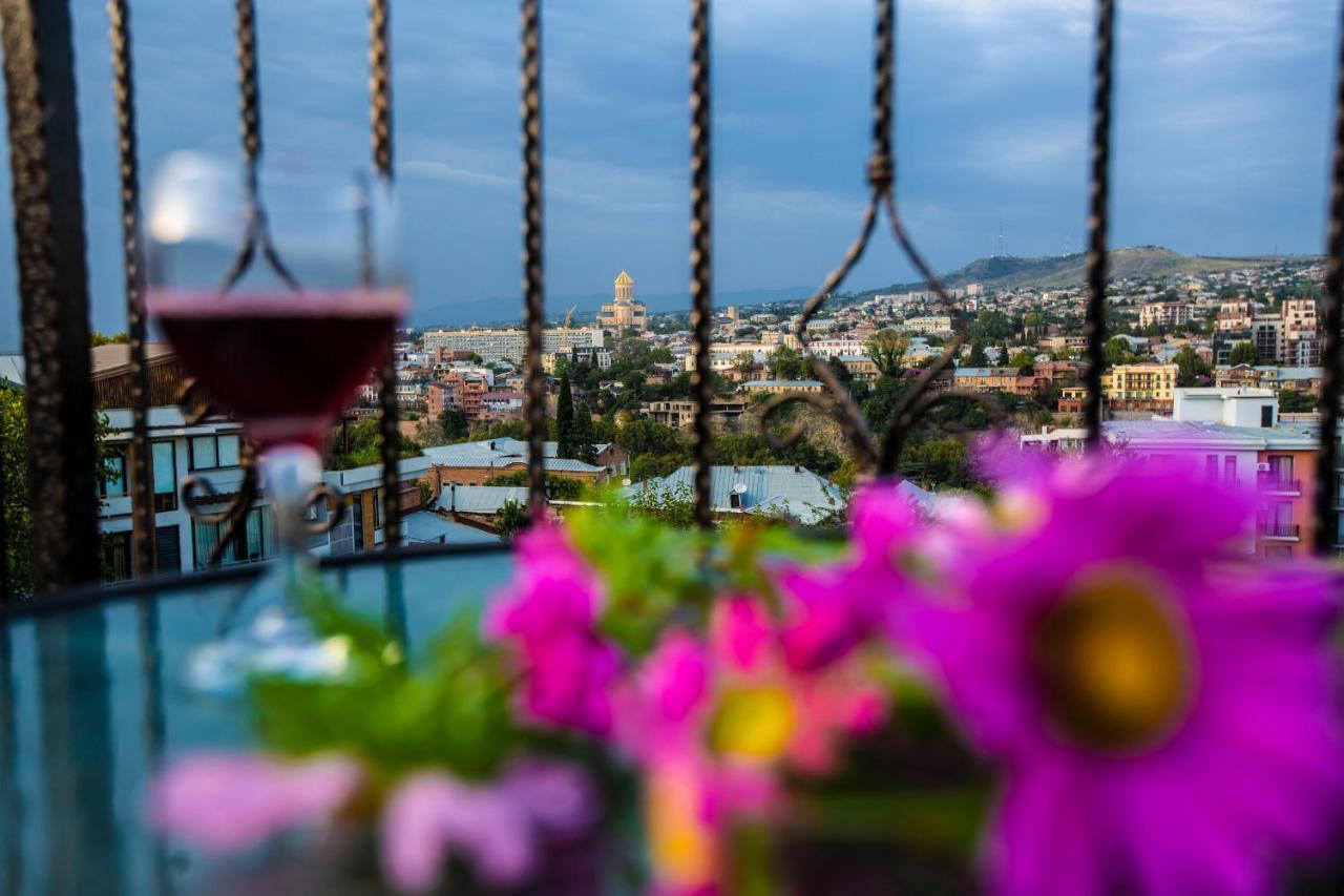 Отель Wine Hills Тбилиси Экстерьер фото